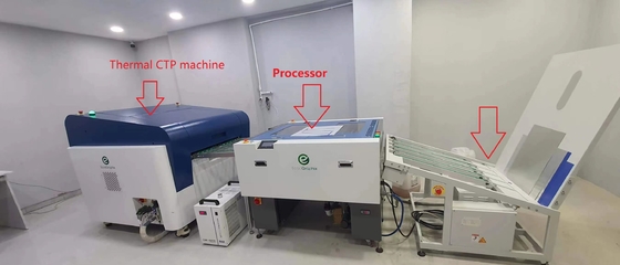 La stampa offset automatica di dimensione A2 precomprime il sistema con la macchina termica di PCT