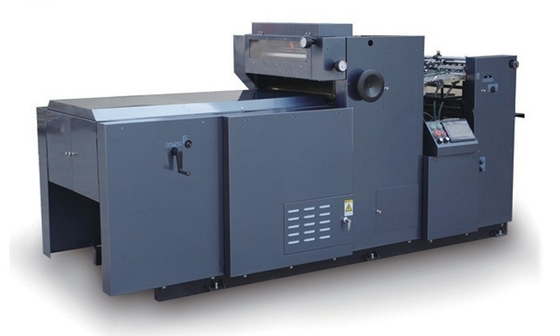 Punto automatico di 620×450mm e rivestimento e verniciatrice UV globali