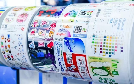 Stampa a getto d'inchiostro a colori per etichette digitali