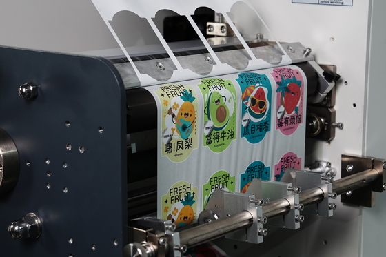 VD320 Soluzione perfetta per la stampante di etichette Flatbed Cutter digitale