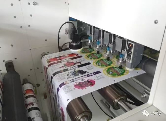 VD3350 Tagliatrici per etichette digitali con taglio e laminazione