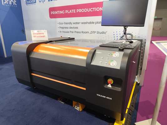 Marchio di fabbrica di ampio formato che stampa la macchina di fabbricazione di piatto di PCT Flexo