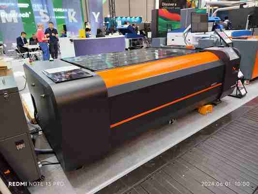 Marchio di fabbrica di ampio formato che stampa la macchina di fabbricazione di piatto di PCT Flexo