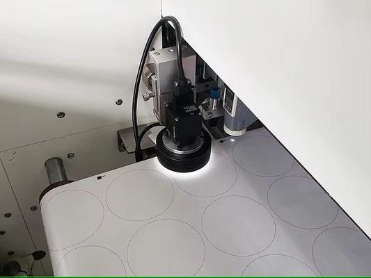 Fustellatrice laser digitale rotolo-foglio con velocità di taglio max 27 m/min e larghezza etichetta max 330 mm