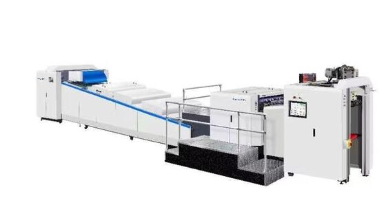 Macchina di verniciatura UV ad alta velocità con 9500 fogli/ora, dimensione massima dei fogli 730x1060 mm e nastro trasportatore teflon per la lavorazione della carta