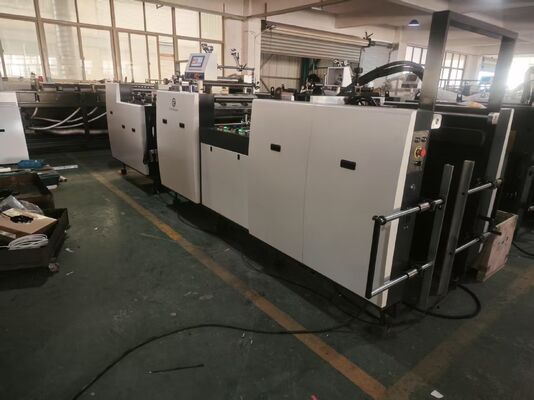 Laminatore termico automatico pre-rivestito ad alta efficienza con larghezza massima di 1080 mm e velocità di 10-60 m/min