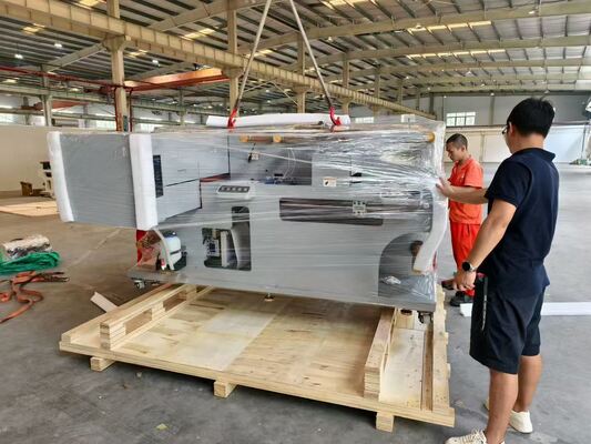 Macchine per la stampa, il rivestimento e il taglio a stampo digitale di etichette all-in-one