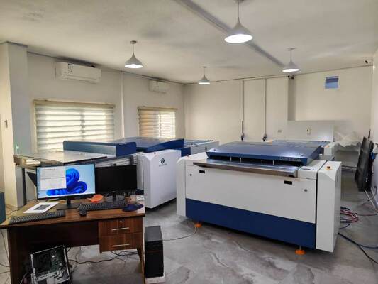 Computer a 256 canali per stampa offset Macchina CTP a lastre termiche 55 lastre all'ora e caricamento automatico delle lastre Punti quadrati