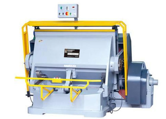 Dimensione massima del foglio 1040×720 mm Doppia regolazione di impressione a micrometro TD790 Tagliatrice