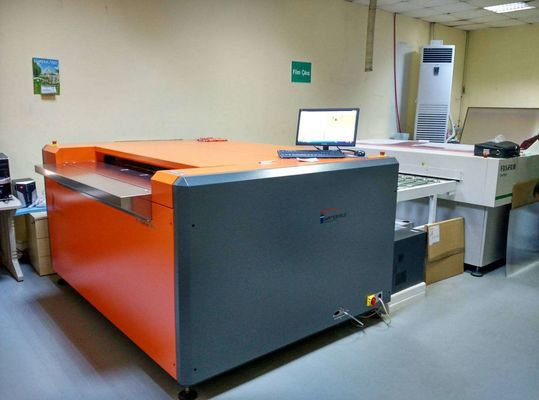 macchina di derivazione del piatto di 1470mm PCT per stampa ondulata del cartone