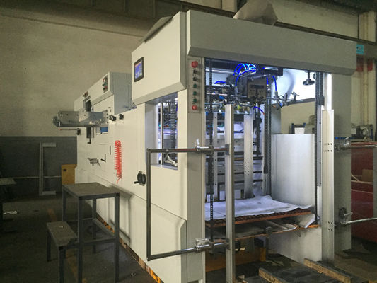1080BQ macchina automatica di taglio a striscia con rimozione dei rifiuti per l'abbellimento delle carte