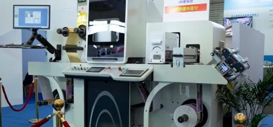 LED piezo-elettrico UV che cura la macchina dimiglioramento dell'etichetta di Digital