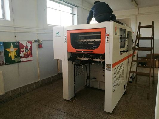 Fustellatrice per stampa a caldo da 760 × 520 mm per goffratura di cartone