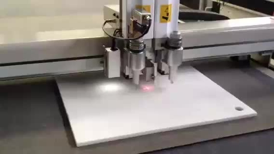 Taglierina a base piatta automatica di Digital per l'imballaggio ondulato