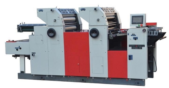 I multi colori di dimensione A2 hanno sfalsato la stampatrice 8000shipping e trattare di Sheetfed